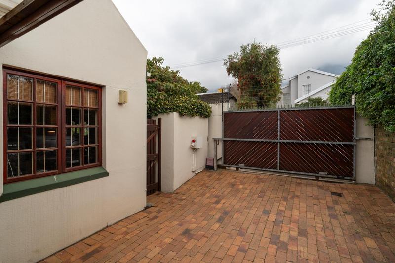 3 Bedroom Property for Sale in Rondebosch Western Cape